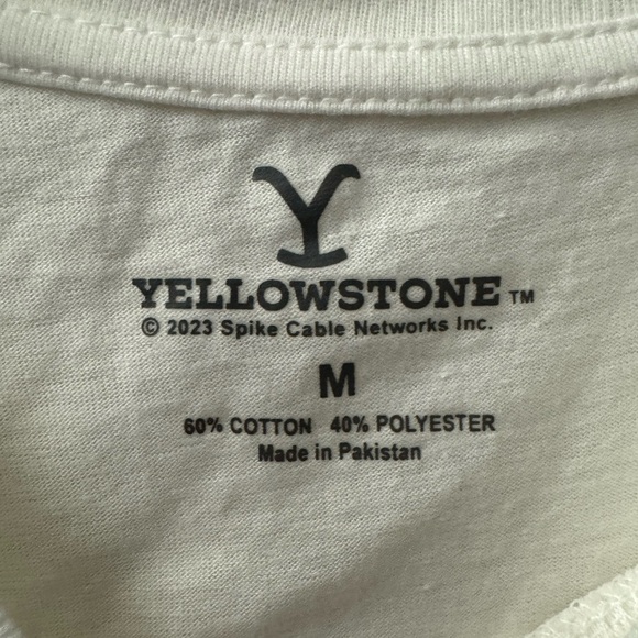 White Yellowstone Graphic T-Shirt - Picture 3 of 4